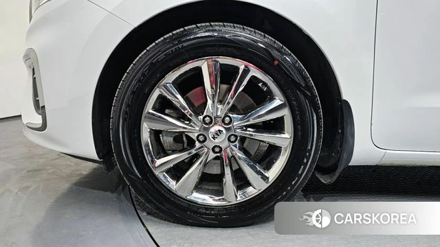 Kia The New Carnival id 4188331 из Кореи 15