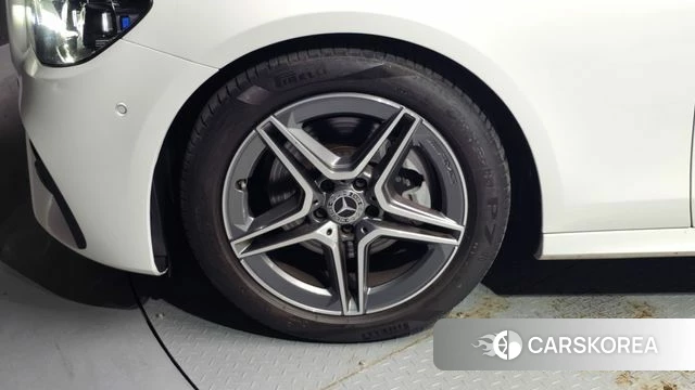 Mercedes-Benz E-Class W213 id 4549590 из Кореи 26