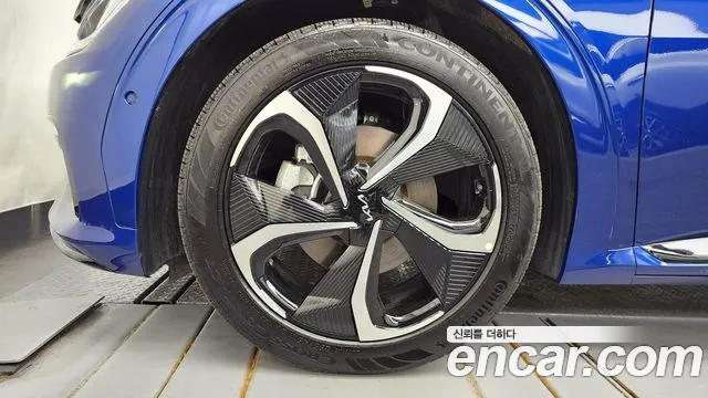 Kia EV6 id 2735610 из Кореи 15