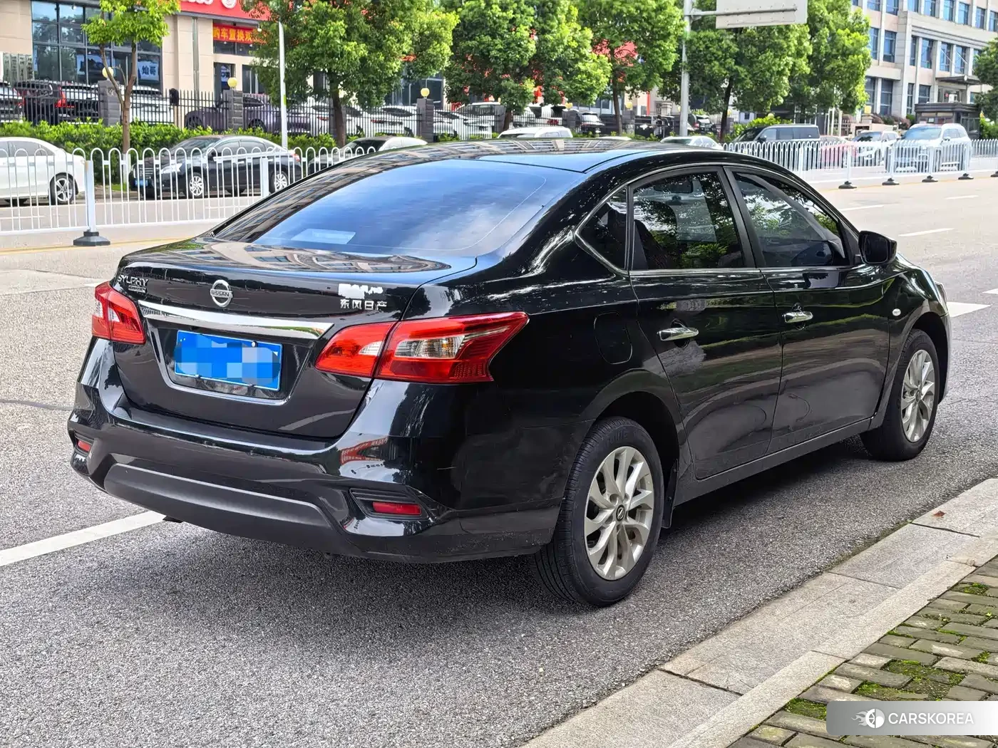 Nissan Sylphy 2023 Черный из Китая, фото 5