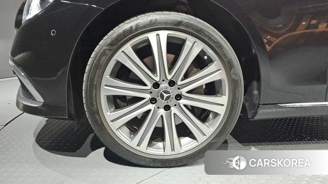 Mercedes-Benz E-Class W213 id 4691795 из Кореи 30