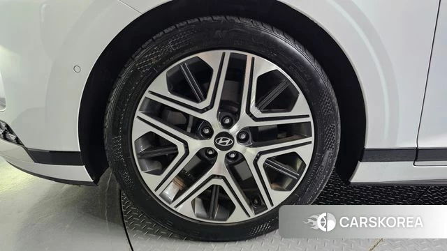 Hyundai Grandeur (GN7) id 4579447 из Кореи 15