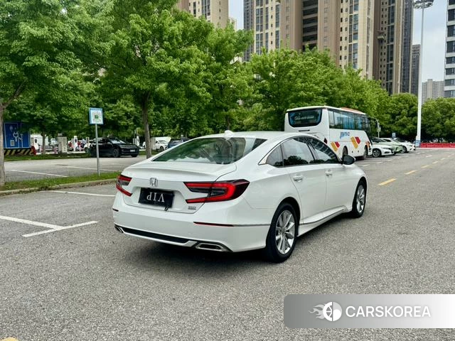 Honda Accord id 4276163 из Китая 8