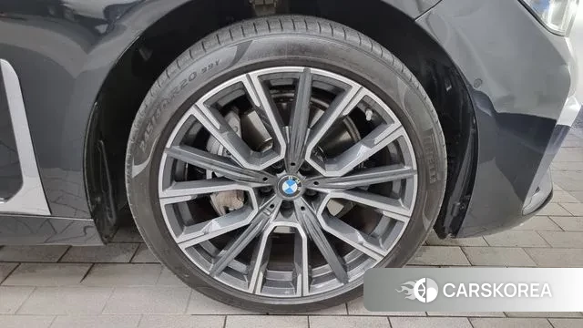 BMW 7 Series (G11) id 3069859 из Кореи 15