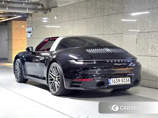 Porsche 911(992) id 3716025 из Кореи 15