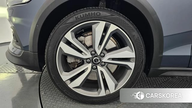 Volvo V60 Cross-Country 2nd Generation id 4416858 из Кореи 15