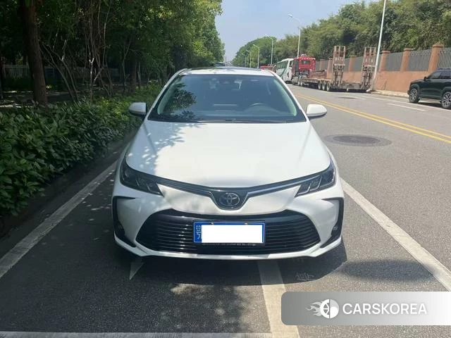 Toyota Corolla 2023 Белый из Китая, фото 5