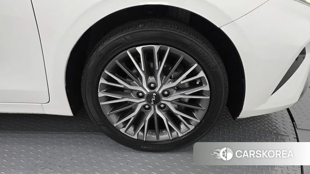 Kia The New K3 2nd generation id 3892244 из Кореи 15