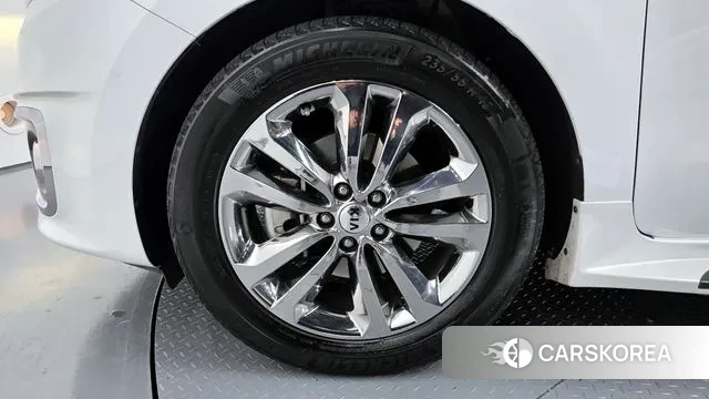 Kia All New Carnival id 3766767 из Кореи 15