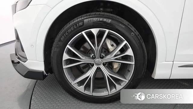 Audi Q8 (4M) id 4294455 из Кореи 30