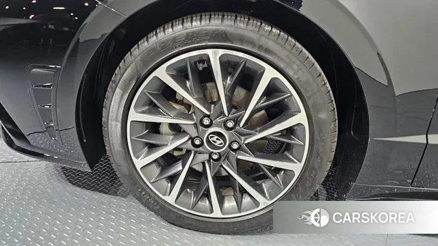 Hyundai Sonata (DN8) id 3610812 из Кореи 15