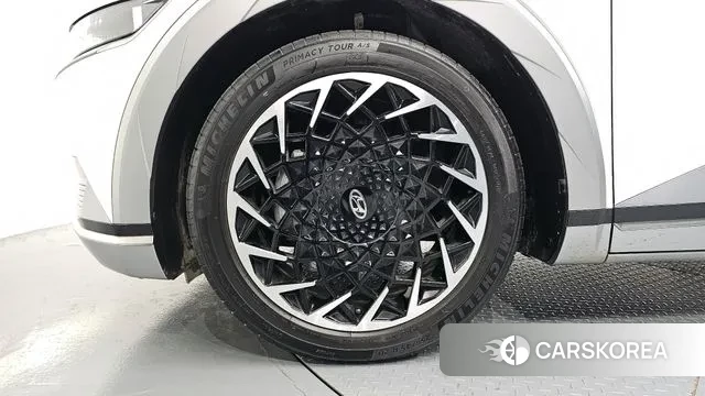 Hyundai Ionic 5 id 3411433 из Кореи 15