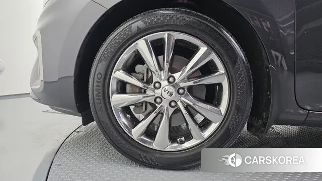 Kia The New Carnival id 3469917 из Кореи 15