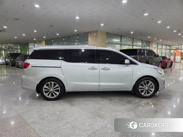 Kia The New Carnival id 3336538 из Кореи 15