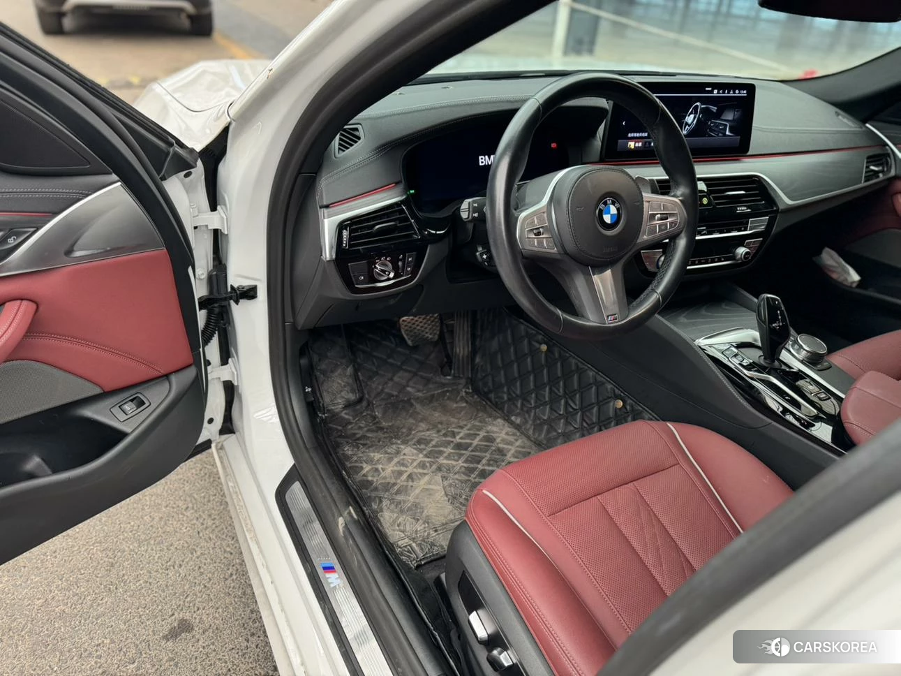 BMW 5 series 2022 Белый из Китая, фото 5