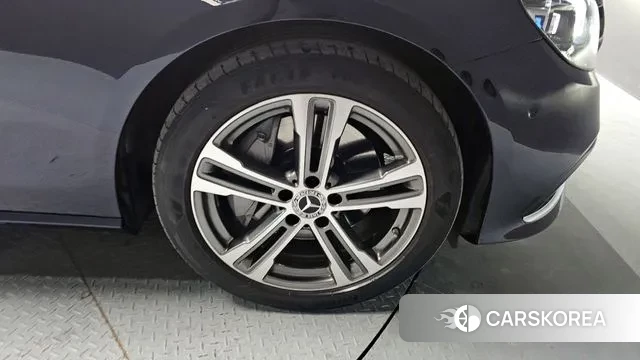 Mercedes-Benz E-Class W213 id 3458127 из Кореи 15