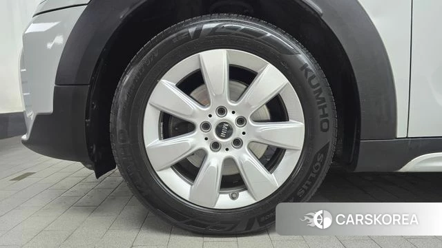 Mini Cooper D Countryman id 4355770 из Кореи 27