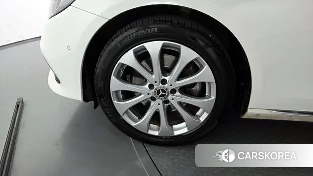 Mercedes-Benz E-Class W213 id 3350802 из Кореи 15