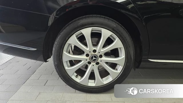 Mercedes-Benz E-Class W213 id 4543066 из Кореи 29