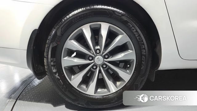 Kia All New Carnival id 4448174 из Кореи 26