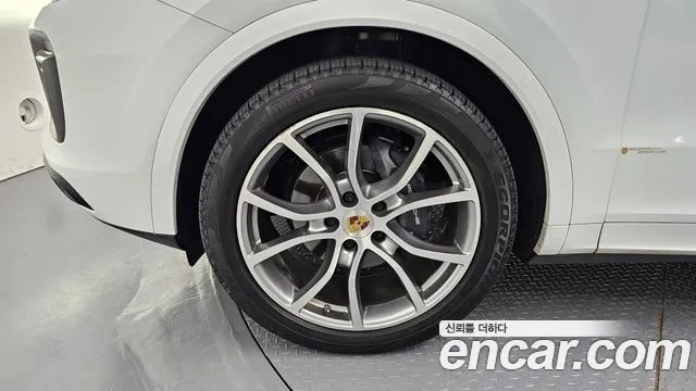 Porsche Cayenne (PO536) id 2912103 из Кореи 15