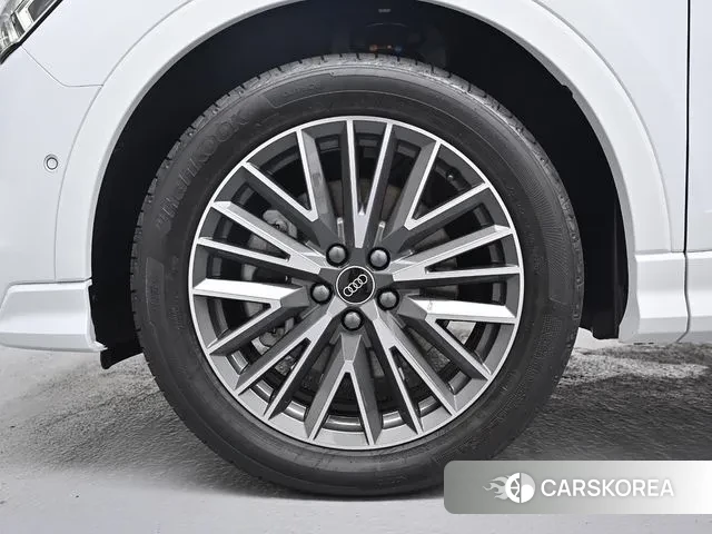 Audi Q3 (F3) id 2968351 из Кореи 15