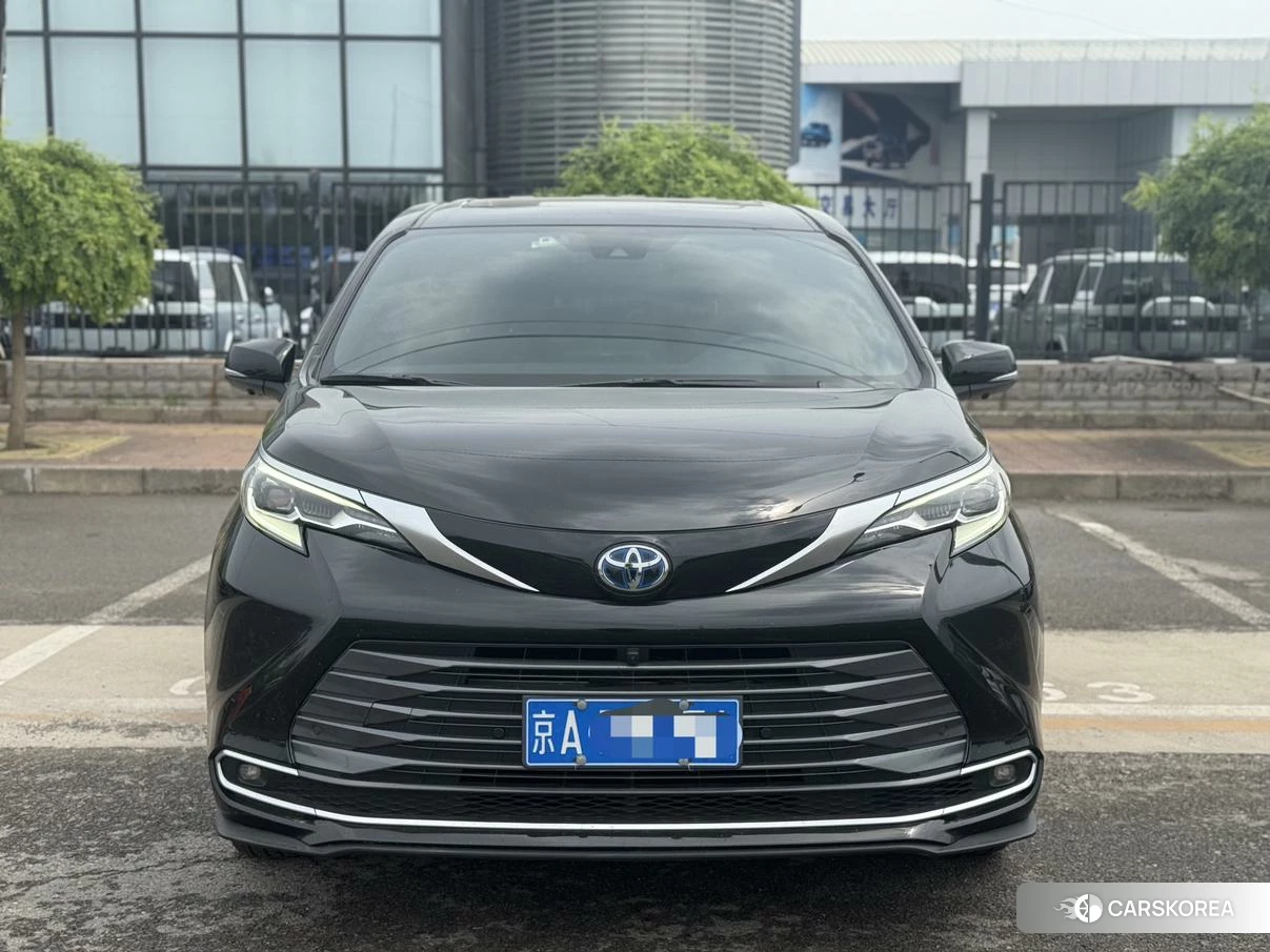 Toyota Saina 2021 Черный из Китая, фото 5