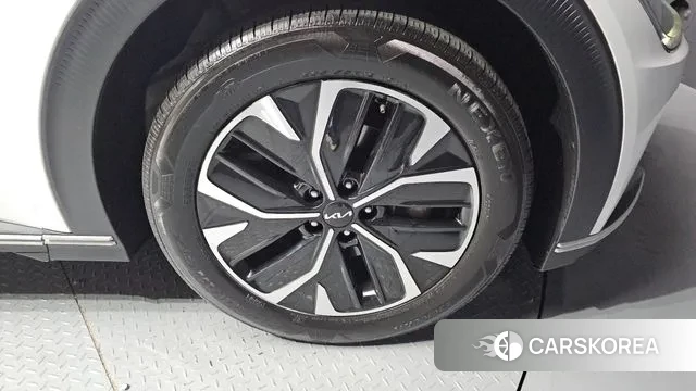 Kia EV6 id 3389614 из Кореи 15