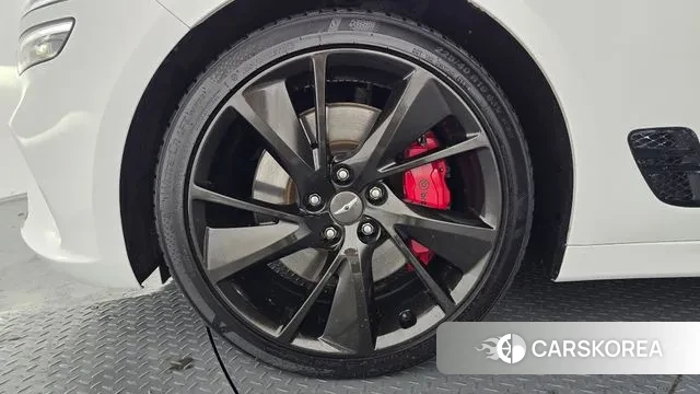 Genesis The New G70 id 3655001 из Кореи 16