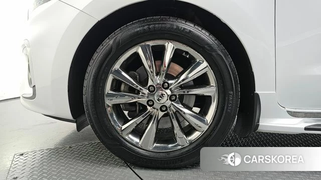 Kia The New Carnival id 4251118 из Кореи 15