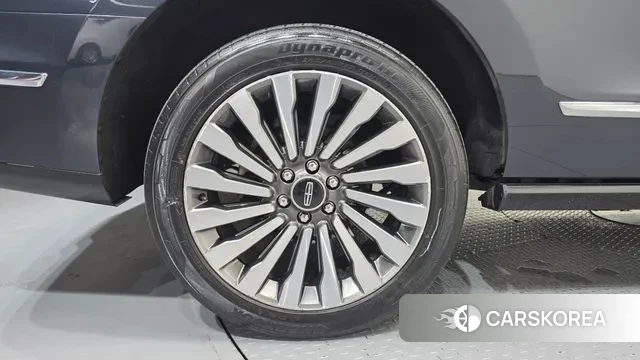 Lincoln Navigator 4th generation id 3252709 из Кореи 15