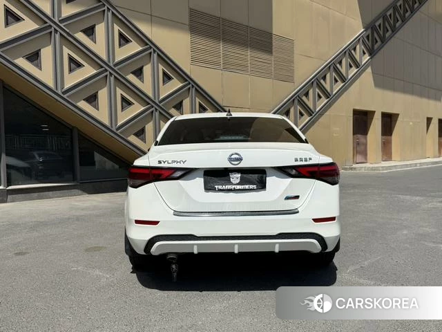 Nissan Xuan Yi 2021 Белый из Китая, фото 6