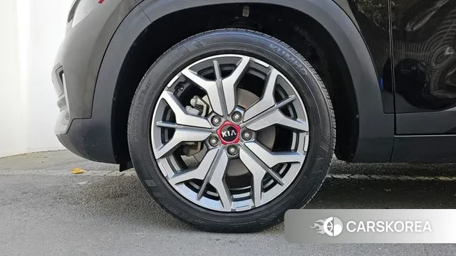 Kia Seltos id 3390991 из Кореи 15