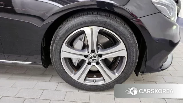Mercedes-Benz E-Class W213 id 3344624 из Кореи 15