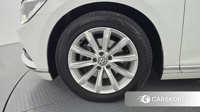 Volkswagen Passat GT (B8) id 3368756 из Кореи 15