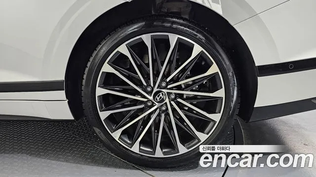 Hyundai Grandeur (GN7) id 2640355 из Кореи 15