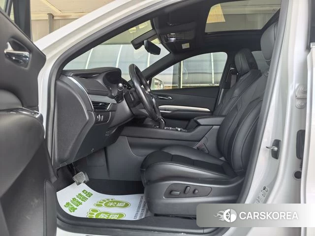 Cadillac XT4 2020 Белый из Китая, фото 5