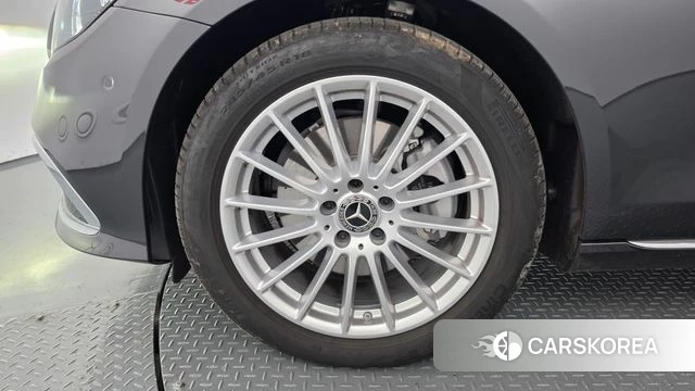 Mercedes-Benz E-Class W213 id 4682142 из Кореи 29