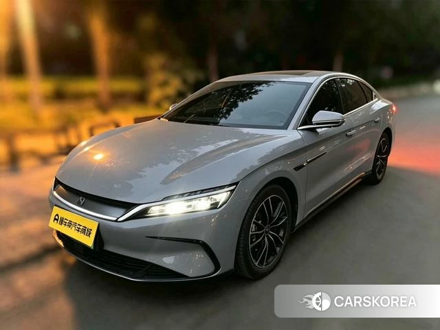 BYD Han DM 2025 Темно-серый из Китая, фото 5