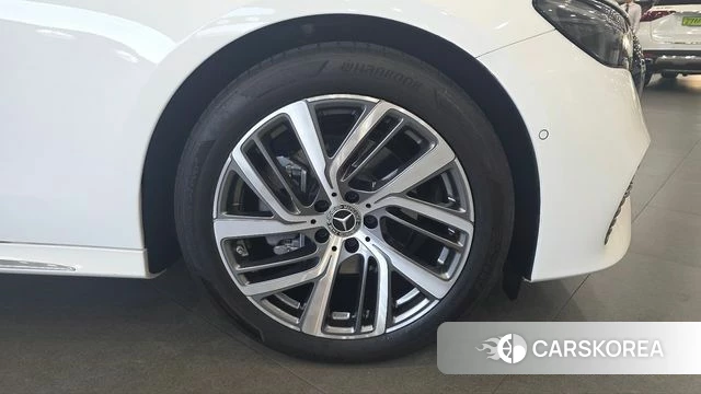 Mercedes-Benz E-Class W214 id 4408103 из Кореи 15