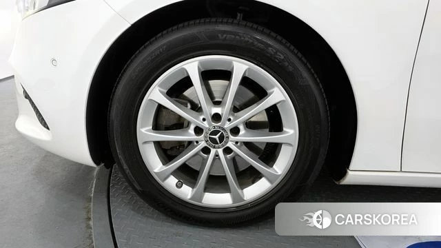 Mercedes-Benz A-Class W177 id 3828701 из Кореи 15