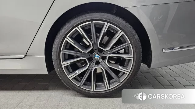 BMW 7 Series (G11) id 3468533 из Кореи 15