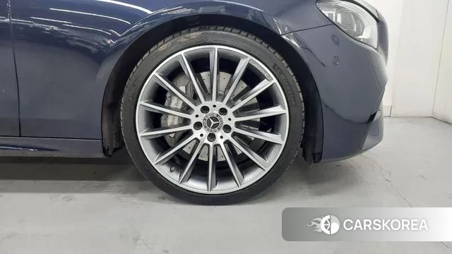 Mercedes-Benz E-Class W213 id 3707726 из Кореи 12