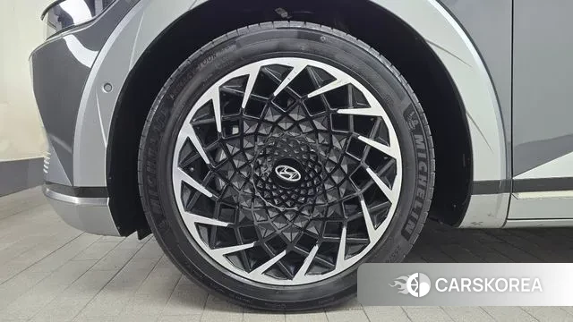 Hyundai Ionic 5 id 3624491 из Кореи 15