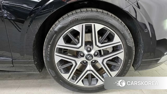 Hyundai Grandeur (GN7) id 3826658 из Кореи 15