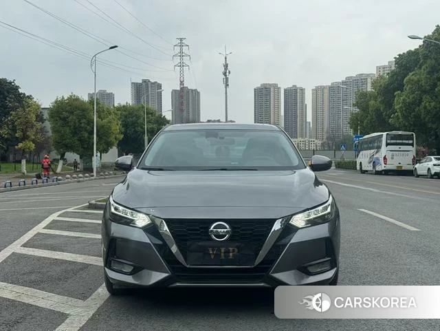 Nissan Xuan Yi 2022 Темно-серый из Китая, фото 5