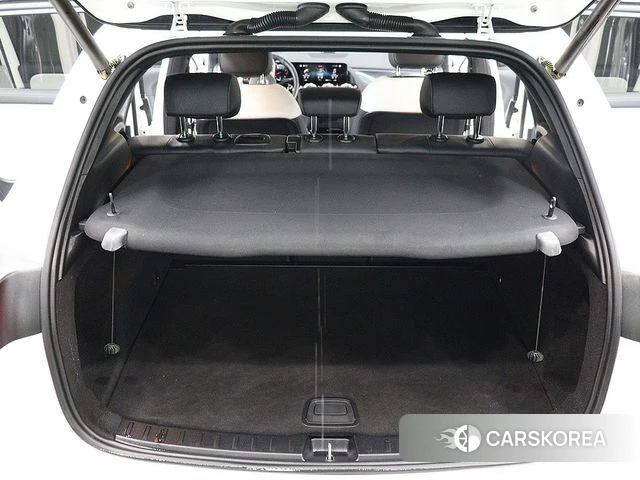Mercedes-Benz GLA - Class H247 2023 Белый из Кореи, фото 5