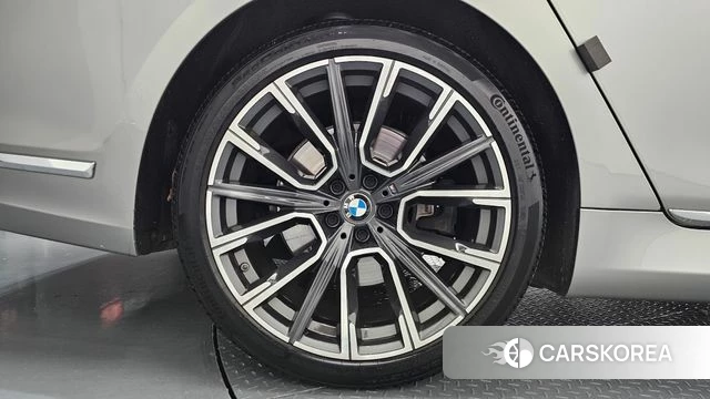 BMW 7 Series (G11) id 4741813 из Кореи 15