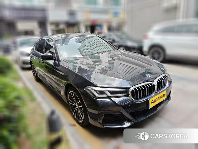 BMW 5 series 2023 Черный из Китая, фото 5