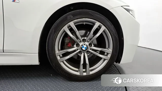 BMW 3 Series (F30) id 3319729 из Кореи 15